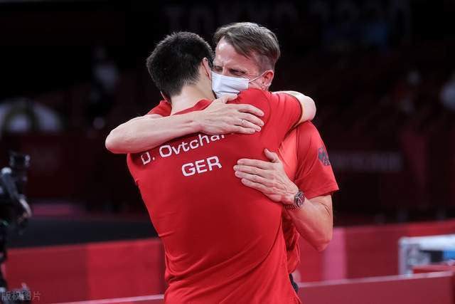 场并保持高 场并保持高