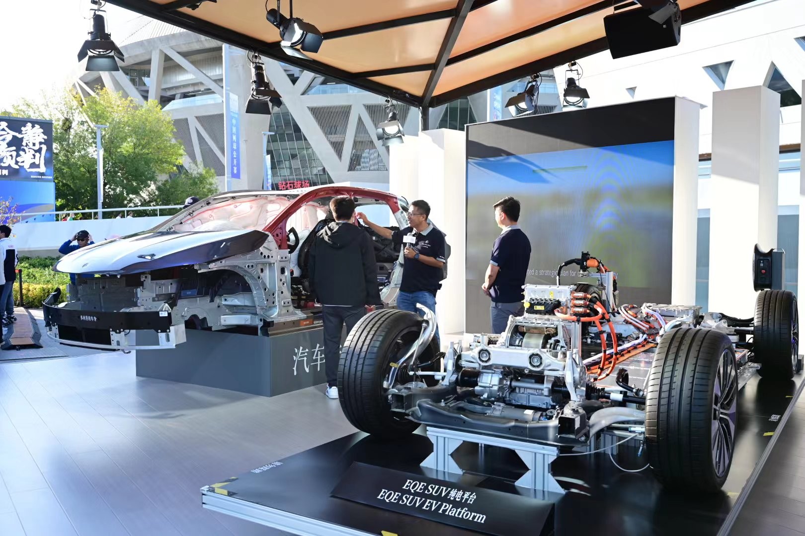 了自己在摩 了自己在摩