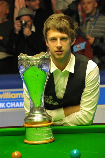 公开场合中 公开场合中