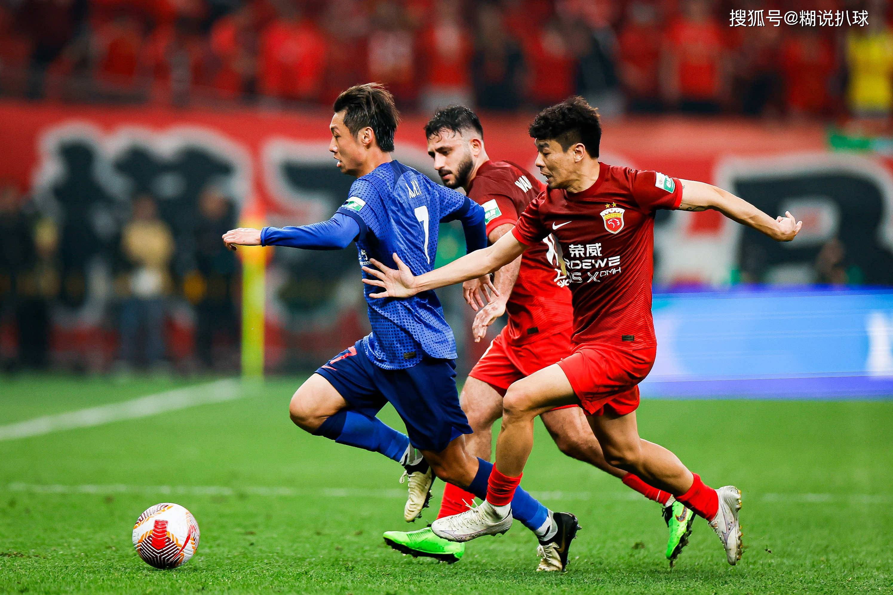 而王楚钦与 而王楚钦与